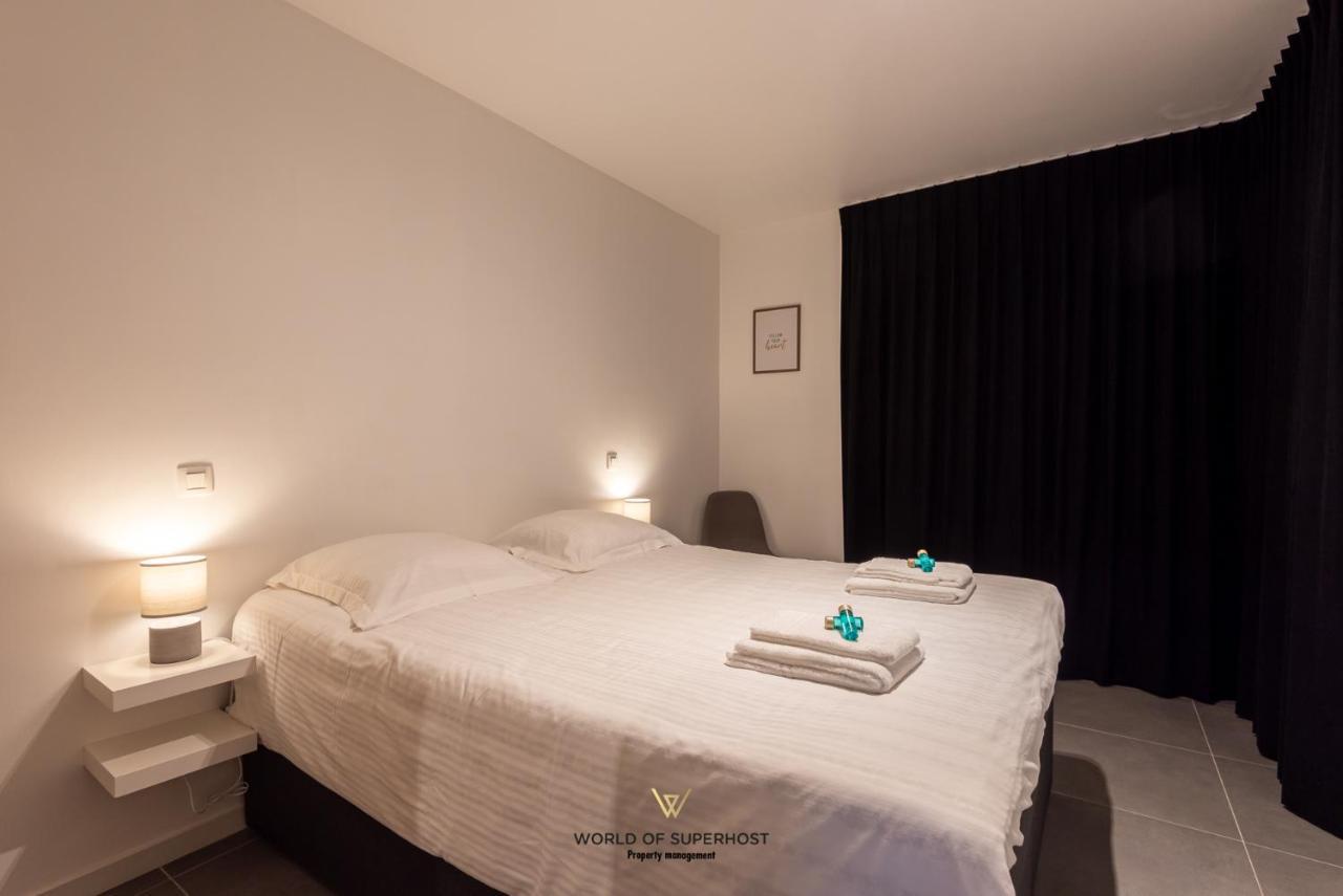Spacious Apartment Closeby The Sea Up To 6 People! Oostende Dış mekan fotoğraf